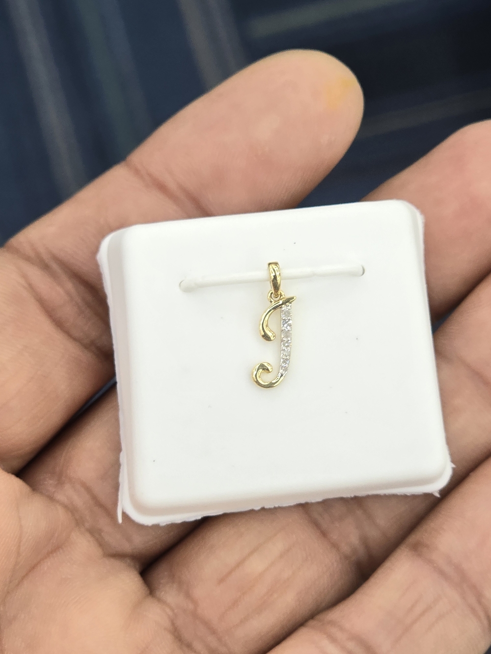 Real Diamond 10kt Gold Letter J Pendant